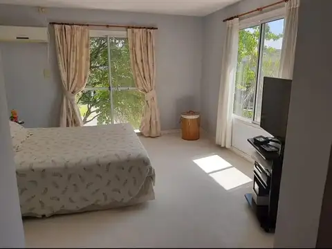 Casa en Alquiler Temporal al Este