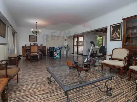 VENTA CASA 4 DORMITORIOS CARRASCO SUR CASI RAMBLA 