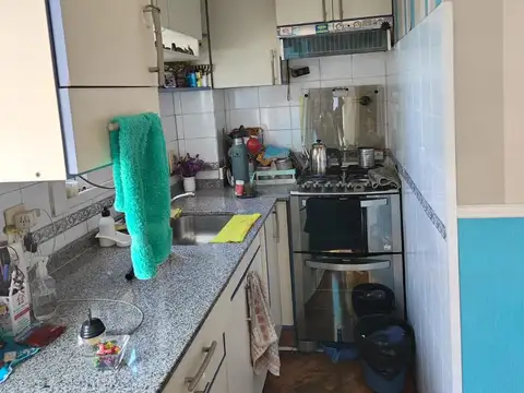 Departamento En Flores Zona Residencial