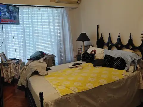 Departamento En Flores Zona Residencial