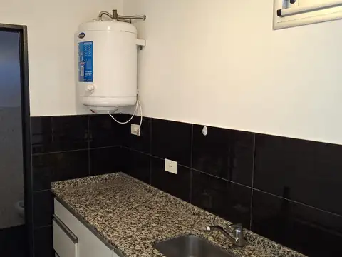 Local en alquiler en Las Lomas de San Isidro