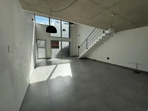 Local en Alquiler en San Isidro, $ 2.600.000