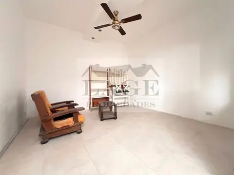 Avellaneda 3600, Piso PB