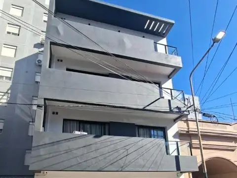 Alquilo DPTO a estrenar en zona centro