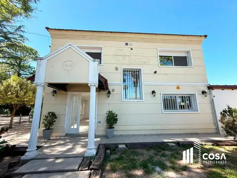 Local en Alquiler en Funes, $ 4.400.000