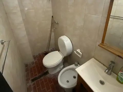 ¡Departamento 2 ambientes a pocas cuadras de Plaza Ducilo Berazategui!