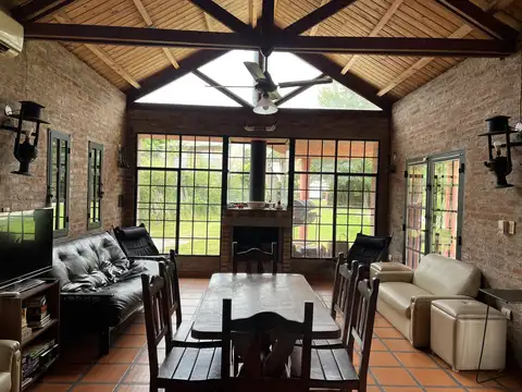 Casa en Alquiler de 3 dormitorios