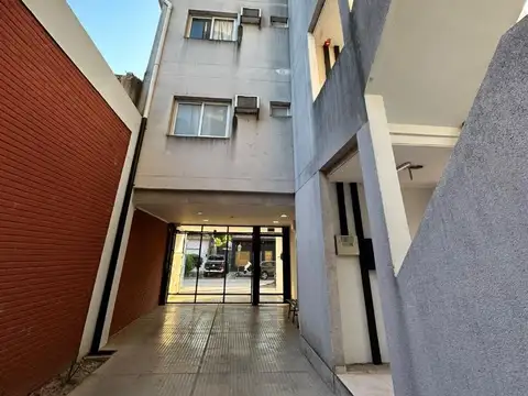 Juan Domingo Peron 900, Piso 3°