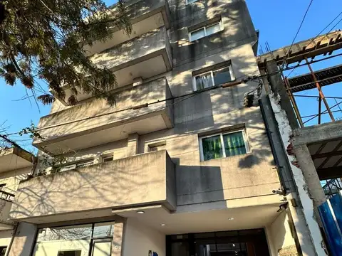 DEPARTAMENTO EN VENTA - CALLE PERON N° 950