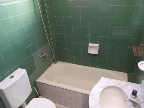 Monoambiente con balcon en Excelente Ubicacion