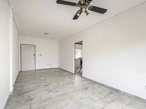 Depto Tipo Casa en Venta en Caballito, USD 129.500