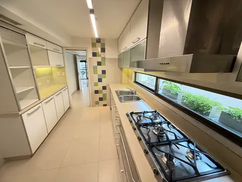 Departamento en Alquiler de 4 ambientes