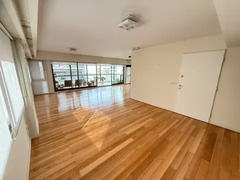 Departamento en Alquiler con 2 cocheras