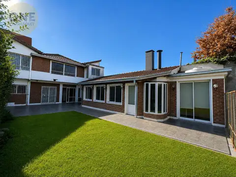 Casa en Venta en City Bell, Partido de La Plata