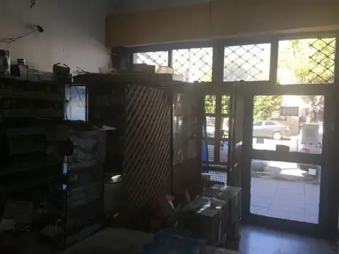 Local en Venta en Villa Lynch, USD 115.000