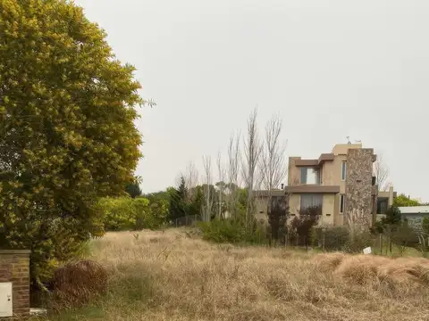 Terreno en Venta en Barrio Cerrado Costa Esmeralda, USD 90.000