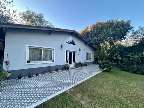 Casa 3 ambientes con 1 baño