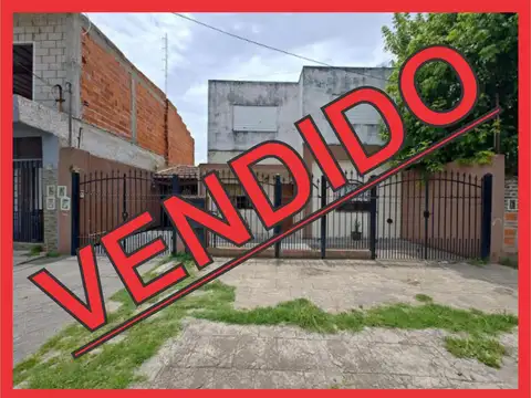 Casa en  venta en G. de Laferrere