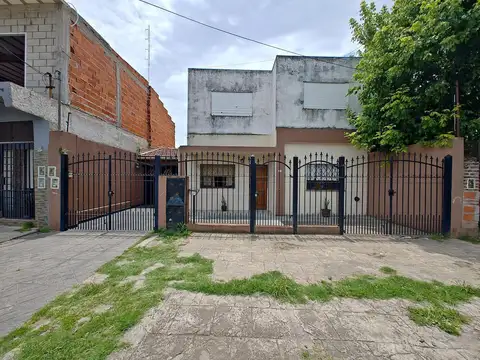Casa en  venta en G. de Laferrere