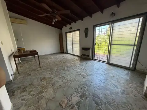 Maipú 2400