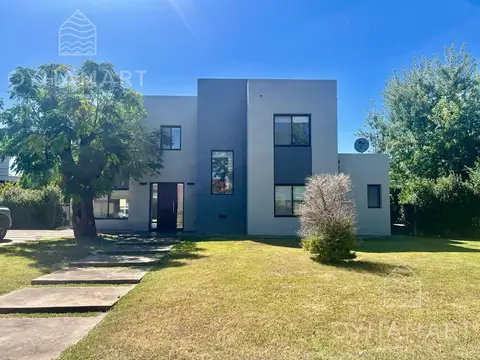Casa dos plantas