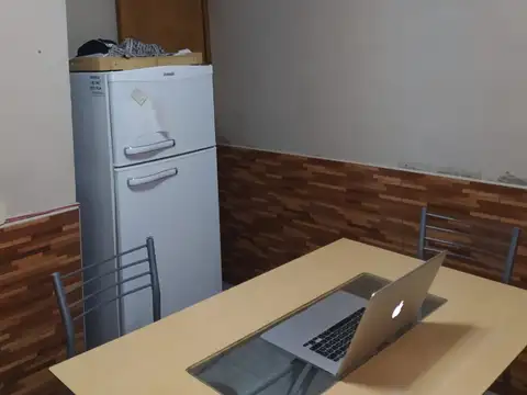 Depto Tipo Casa en Alquiler 50 años