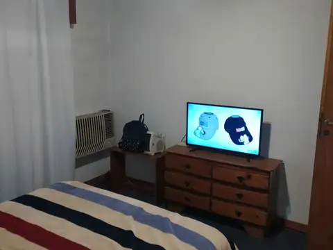 Depto Tipo Casa en Alquiler con 1 cocheras