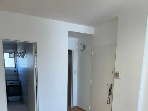 Manuel Porcel Peralta 1000, Piso 4