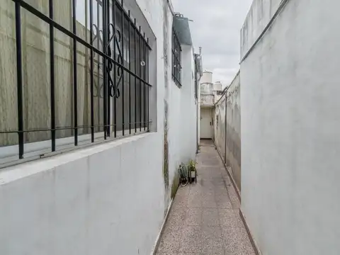 Depto Tipo Casa 9 ambientes con 3 baños