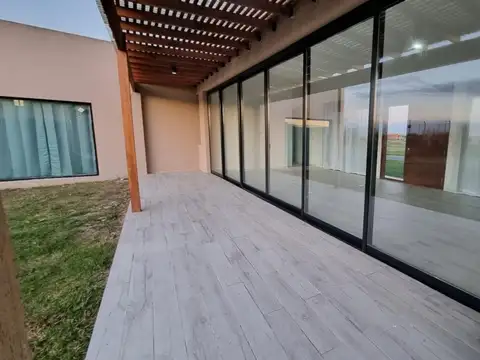 Casa en Venta en San Sebastian, USD 185.000