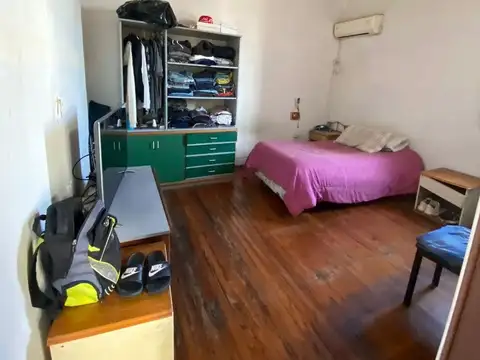 Avenida de los Corrales 7100