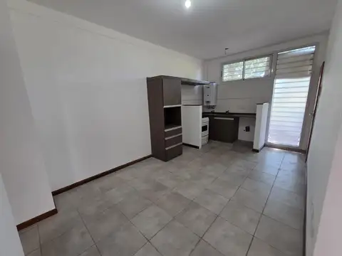 Depto Tipo Casa en Venta de 2 ambientes