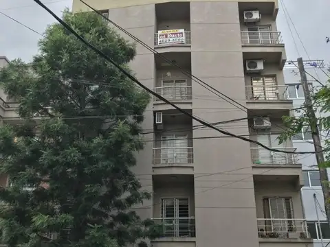 depto dos amb. con cochera 