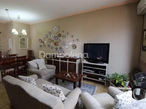 Casa en Venta en Moron, USD 130.000