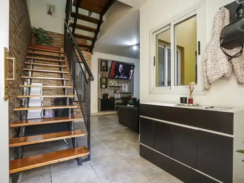 Casa 3 ambientes con 2 baños