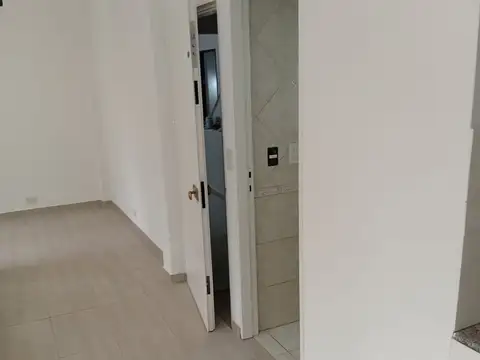 Depto Tipo Casa en Alquiler de 1 dormitorio