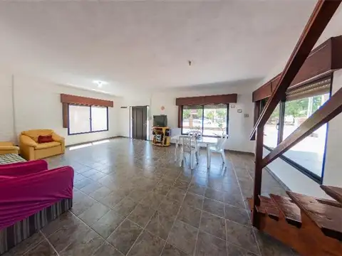 ¡Excelente Estado y Gran Confort, Lista para Ingresar!...