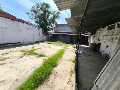 VENTA EN BLOQUE - EDIFICIO COMERCIAL CON GRAN POTENCIAL - LOMAS DE ZAMORA