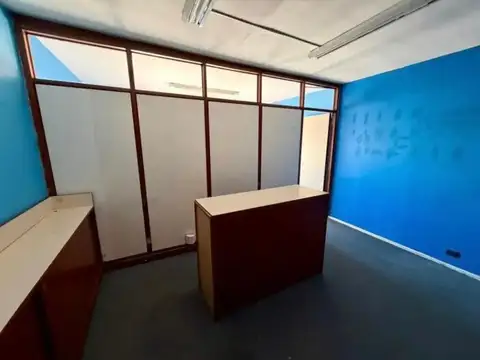 Oficina 2 ambientes con 1 baño