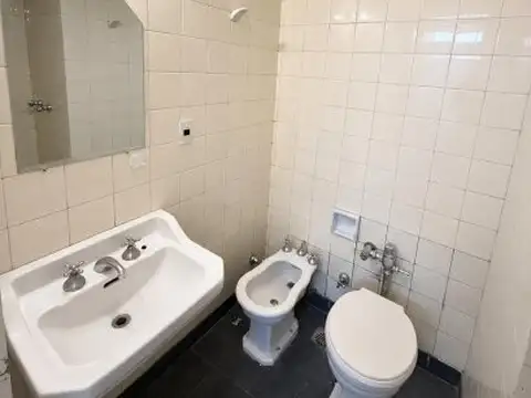Venta Oficina 2 Ambientes - Microcentro