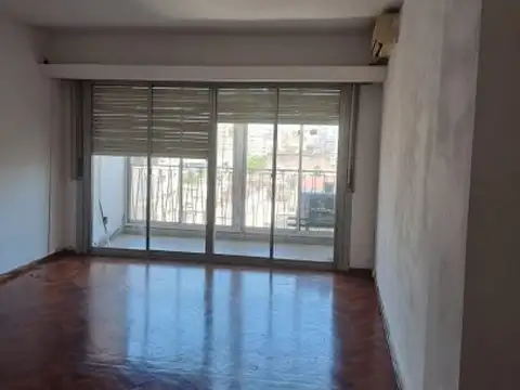 INMOBILIARIA ALQUILA MONOAMBIENTE EN CORRIENTES 900