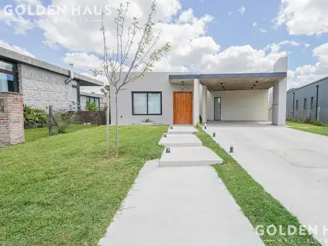 Casa en  Barrio Santa Emilia Pilar del Este