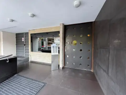 Venta depto 2 dorm y balcon b° genrl paz apto cred