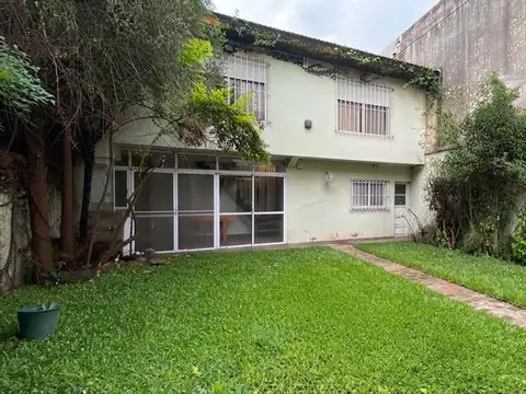 PH 3 AMB A REFACCIONAR CON PARQUE. DUEÑO FINANCIA