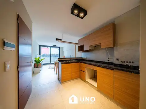 Dorrego y Catamarca - Amplio Dpto de 1 Dormitorio Externo.