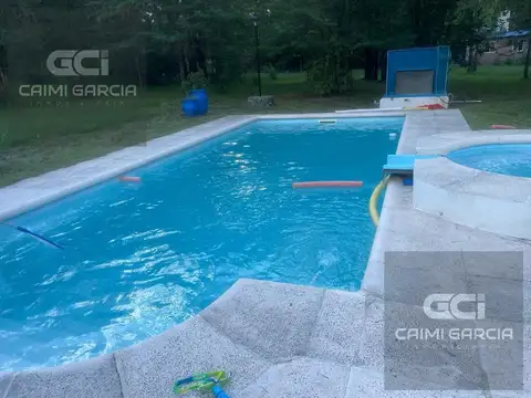 Casa en Venta con 2 cocheras