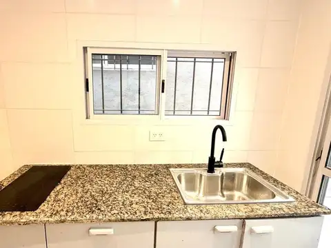 Depto Tipo Casa 2 ambientes con 1 baño