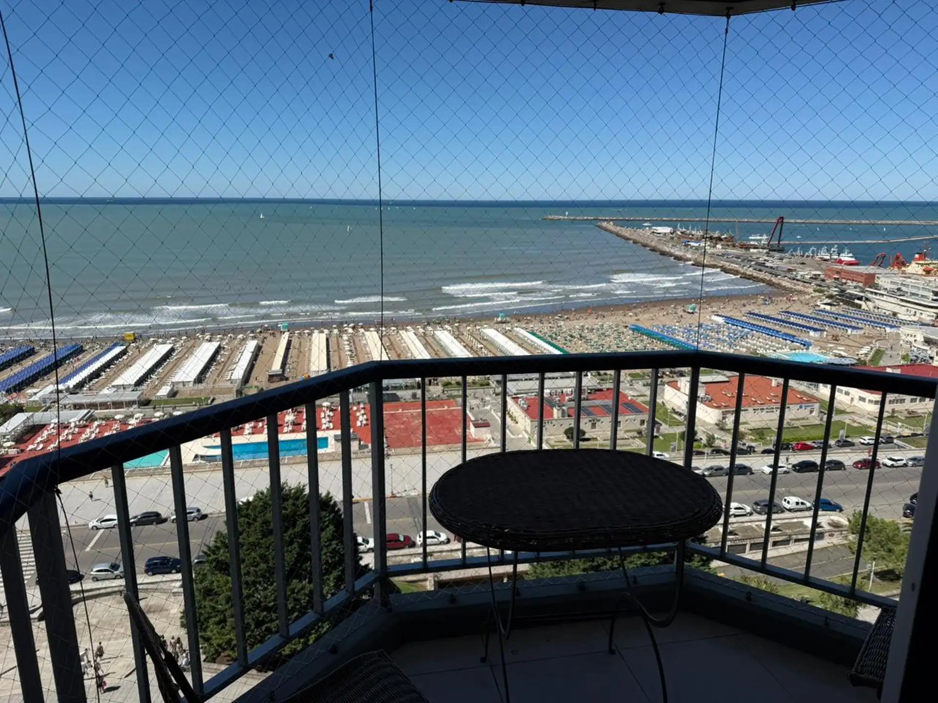 Venta departamento 2 ambientes con cochera