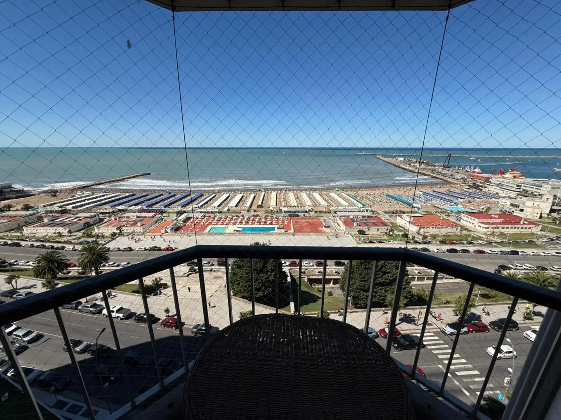 Venta departamento 2 ambientes con cochera