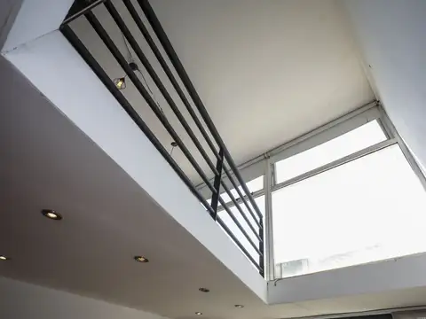 VENTA LOFT 3 AMB. C/ESPACIO ESCRIT. BALCÓN FRENTE